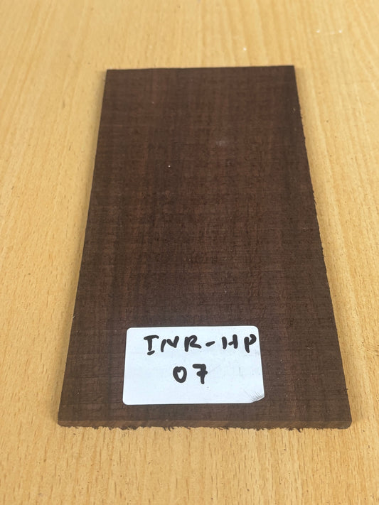 INDIAN ROSEWOOD HEAD PLATES
200/100/3.5MM INR HP 07