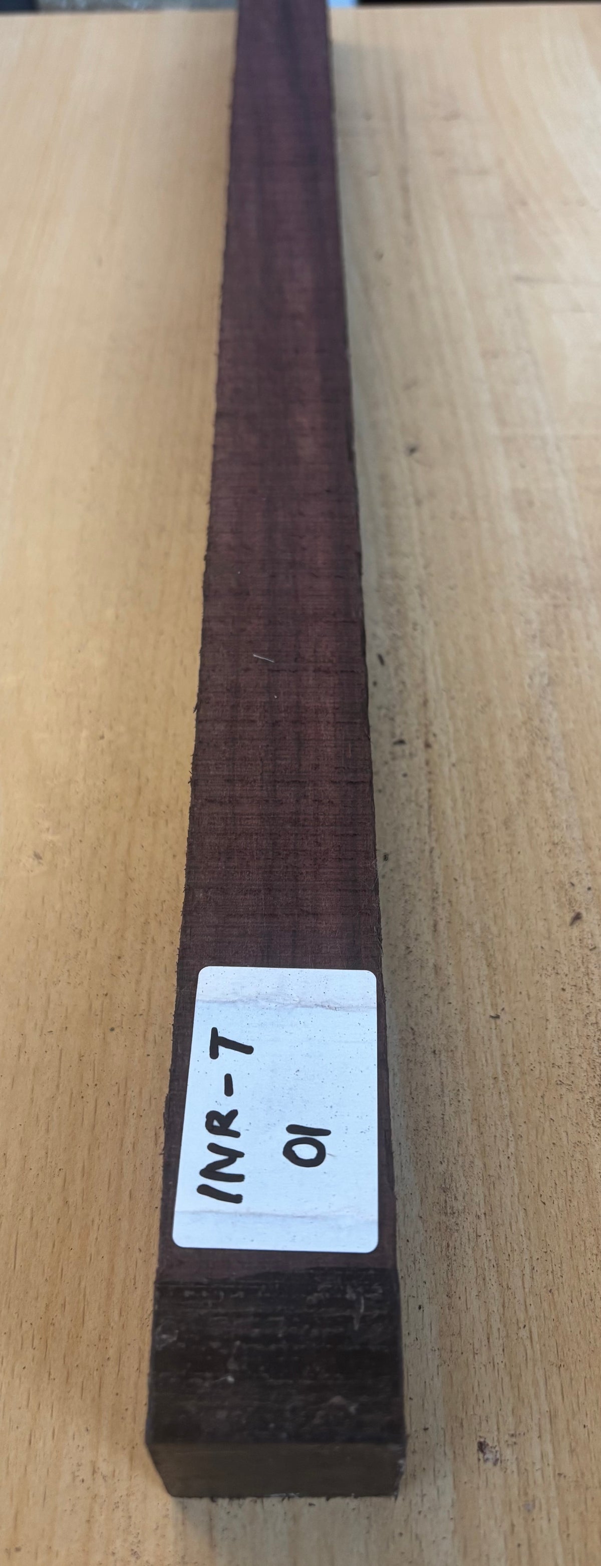 INDIAN ROSEWOOD TURNING BLANK 24/1.5/1.5inches INR T 01-05