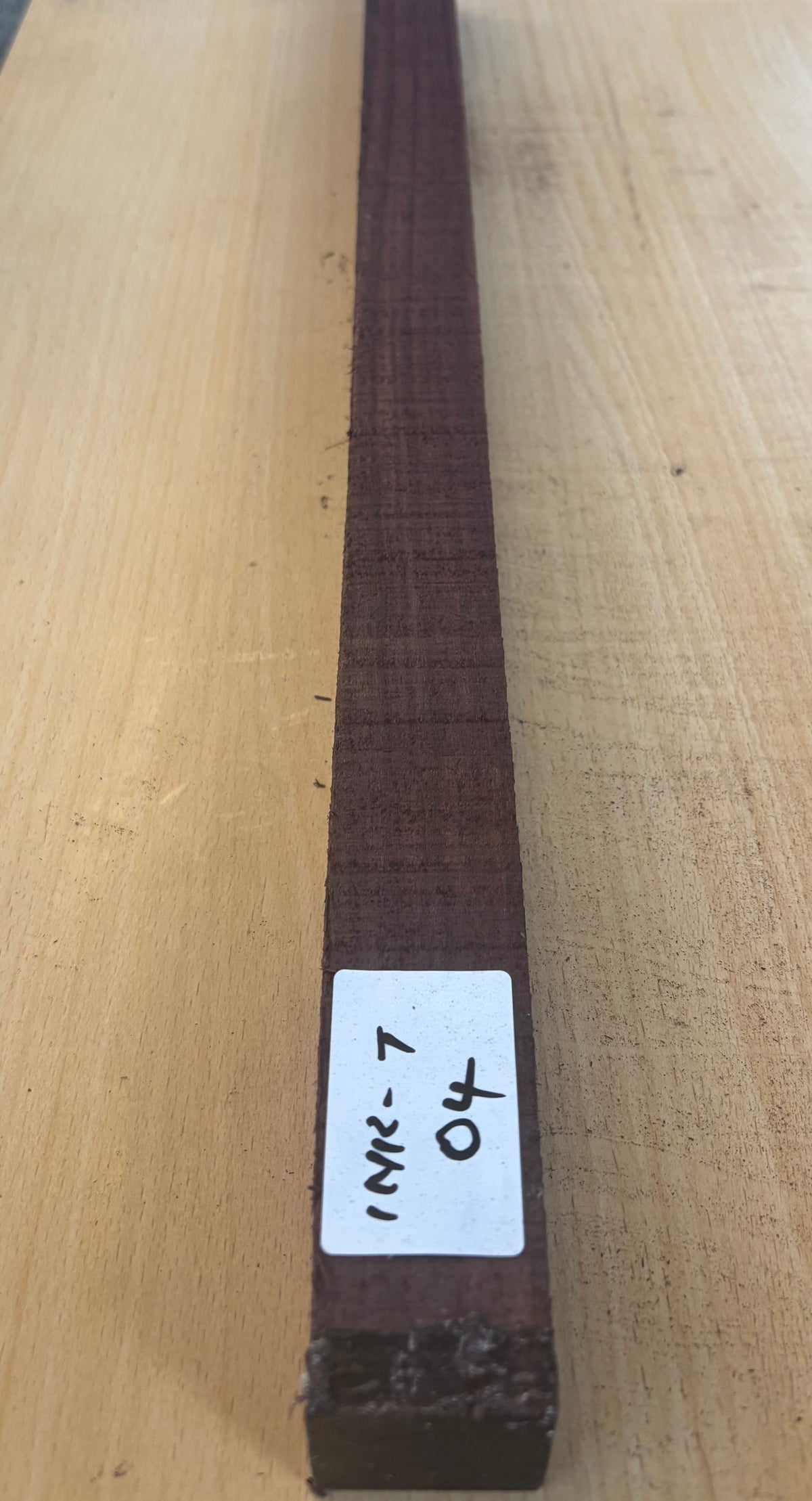INDIAN ROSEWOOD TURNING BLANK 24/1.5/1.5inches INR T 01-05
