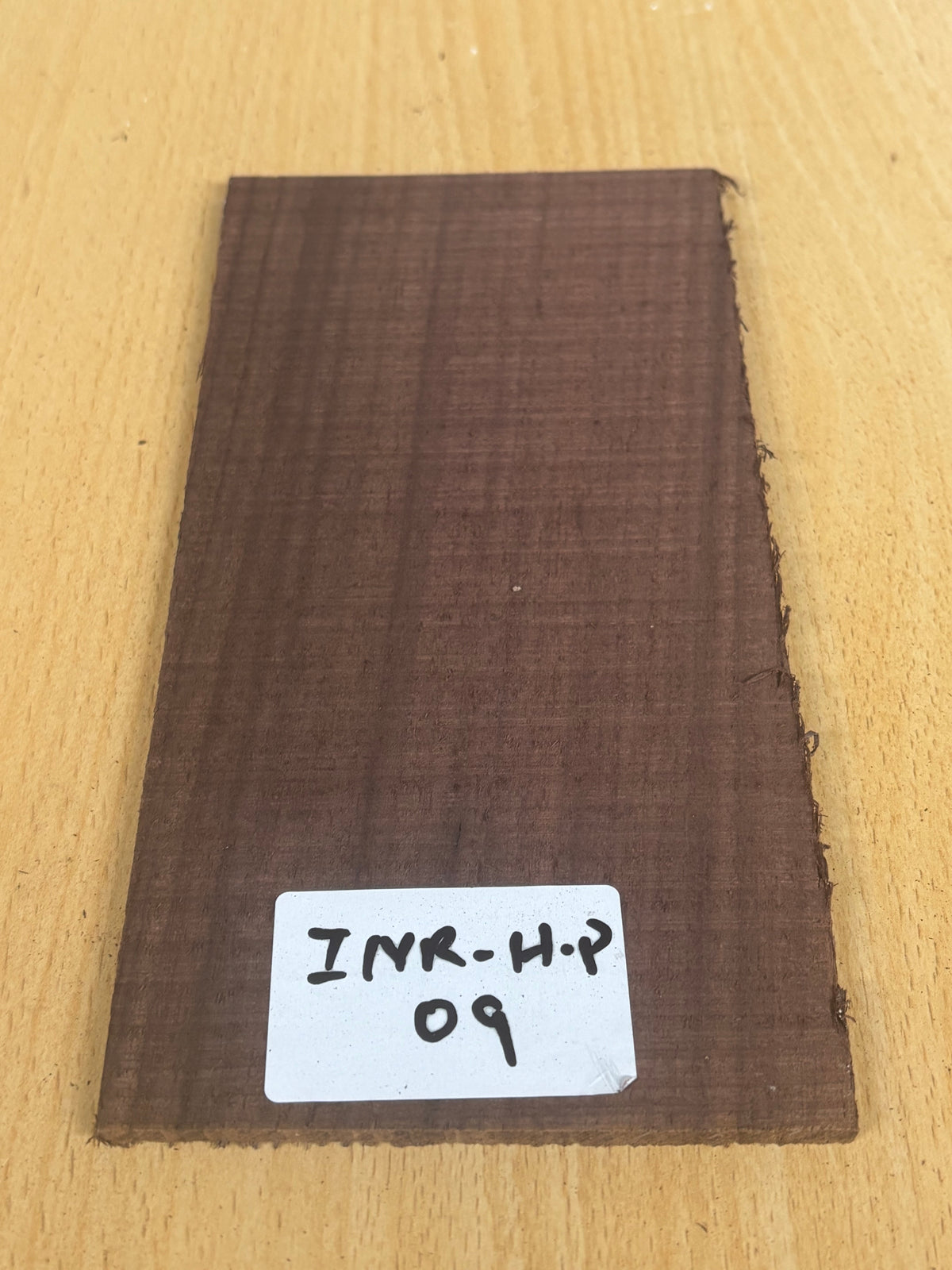 INDIAN ROSEWOOD HEAD PLATES
200/100/3.5MM INR HP 09
