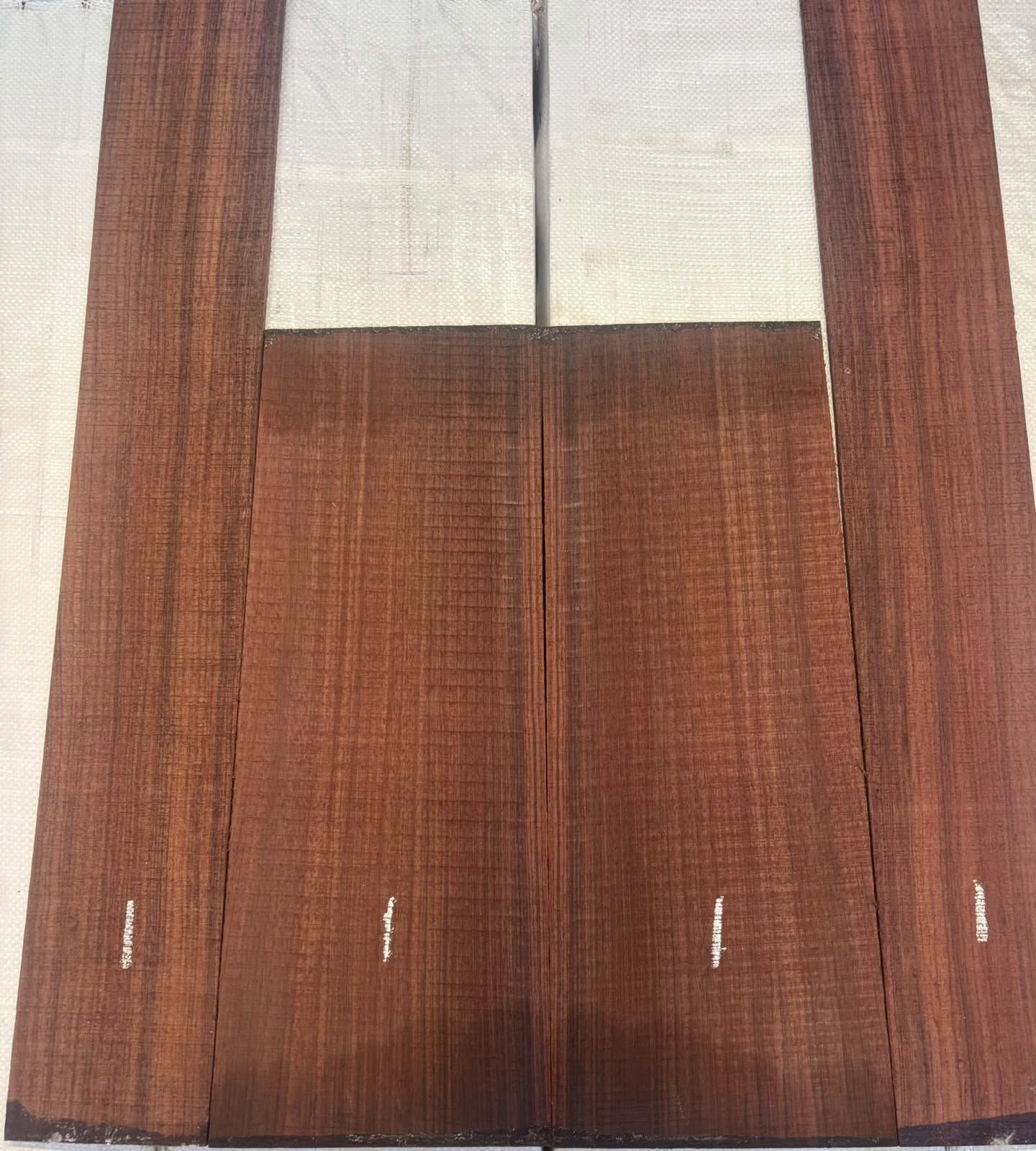 Indian Rosewood Back And Sides 1A (ACOUSTICS)