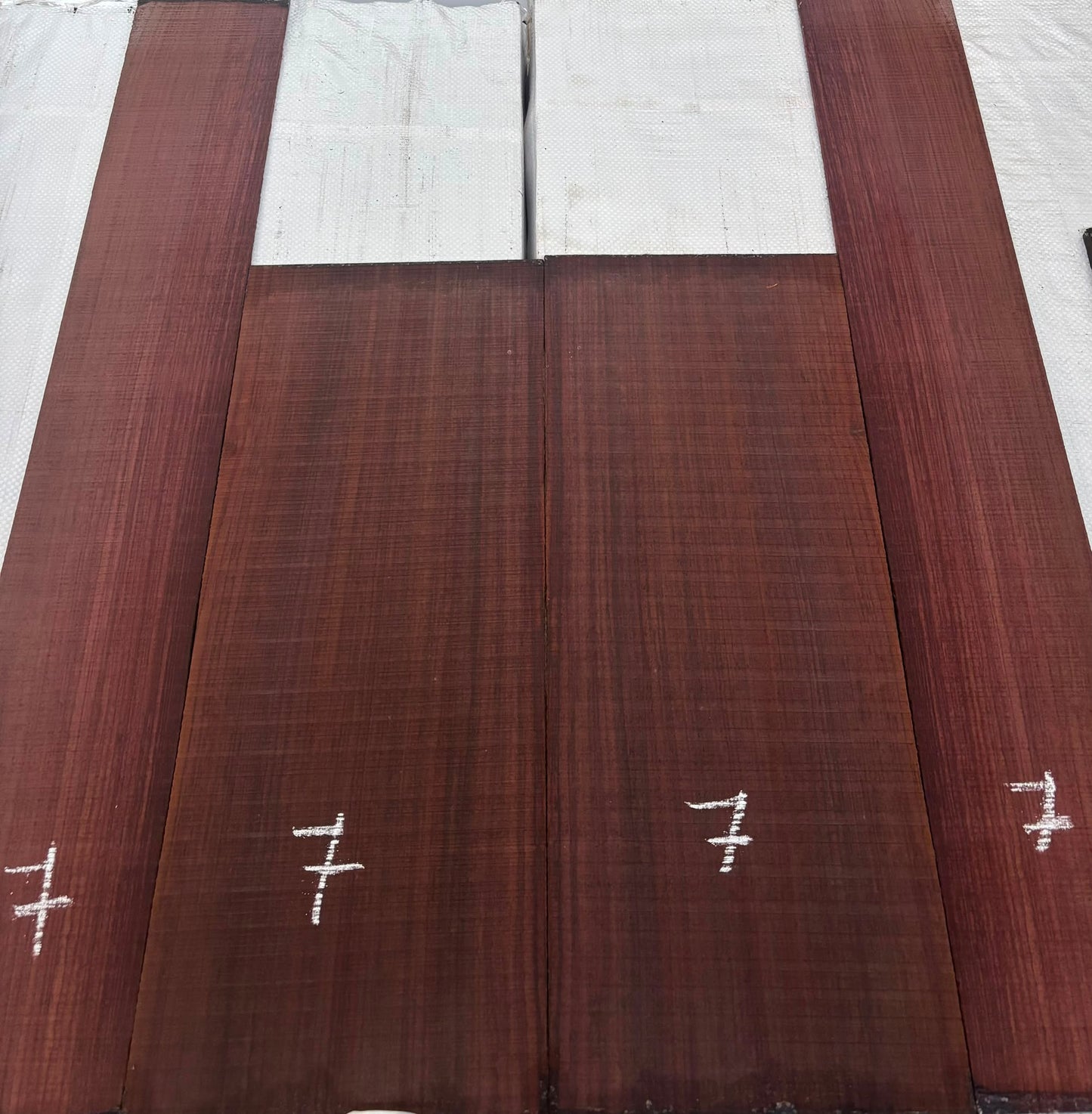 Indian Rosewood Back And Sides 7 A (ACOUSTICS)